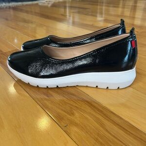 Marc Joseph Jamie Street Black and White Women's Slip-On Comfy Loafers Shoes